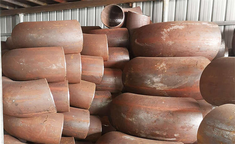 埋地螺旋焊管廠家，角鋼批發(fā)，1200鋼立柱，1920-12mm螺旋鋼管