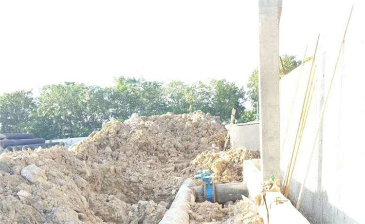 鋼材場鋼護(hù)筒廠家，鋼材場排水螺旋鋼管，鋼材場2000mm螺旋焊管，鋼材場Q355BH型鋼